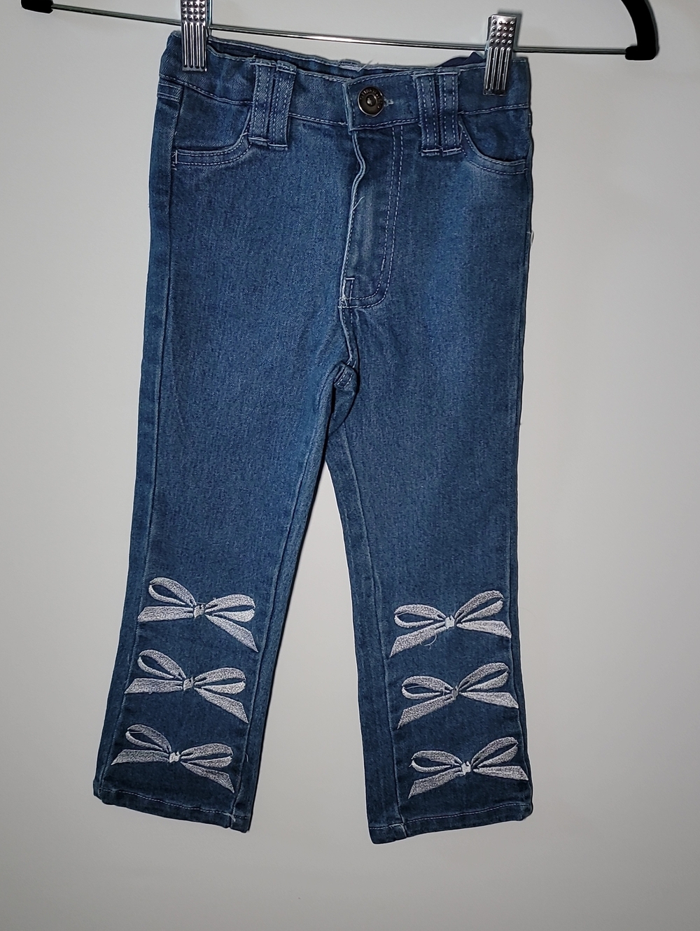 Velvet Blue Denim Jeans with Heart Logo Patch